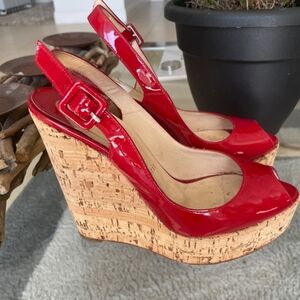 Louboutin wedges red